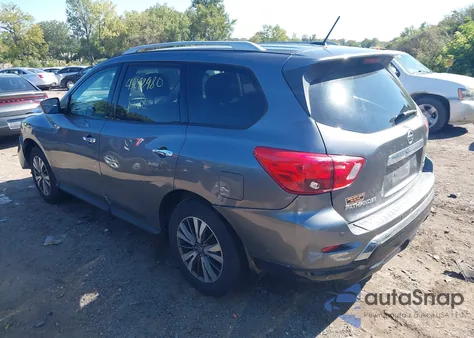 2017 Nissan Pathfinder Sv z USA, uszkodzony, nr VIN 5N1DR2MM6HC913285